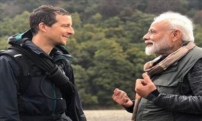 মোদী’র অ্যাডভেঞ্চার শো, দু’ভাগ সোশ্যল মিডিয়া